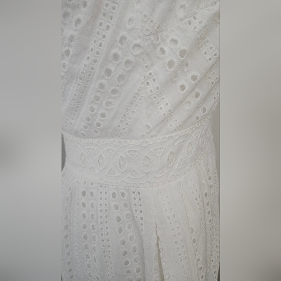ADELYN RAE Janella Eyelet Lace Maxi Dress In White. Size Small - Picture 12 of 16